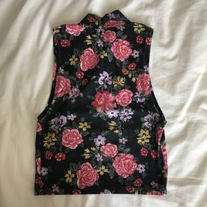 Urban Outfitters Floral Crop Top